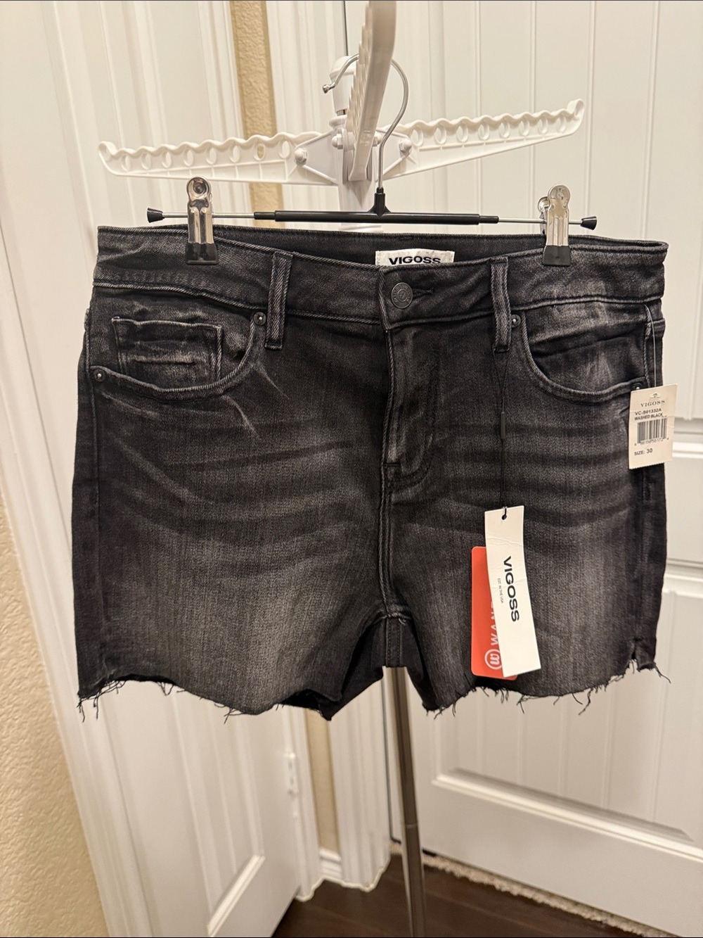 Vigoss Marley Mid-rise Shorts